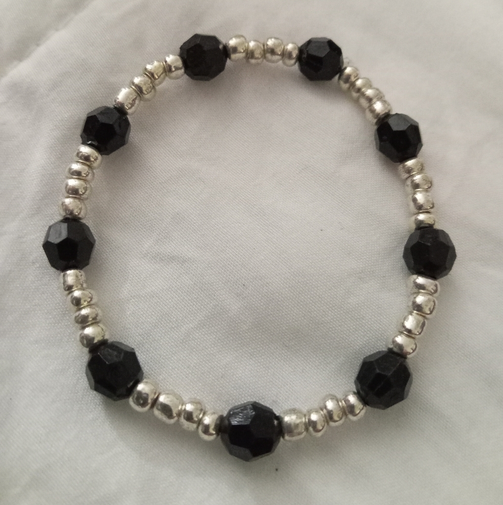 Hand Crafted Silver Metallic and black crystal beaded stretch statement bracelet